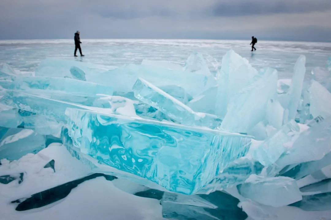 贝加尔湖翡翠位置,贝加尔湖畔翡翠宝石