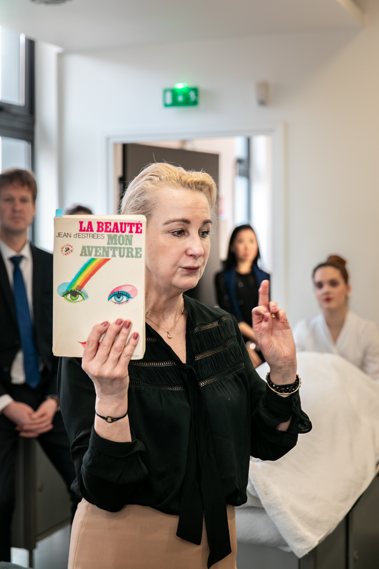 JeandEstrées法国让缇丝70年：传奇美容品牌的发展史