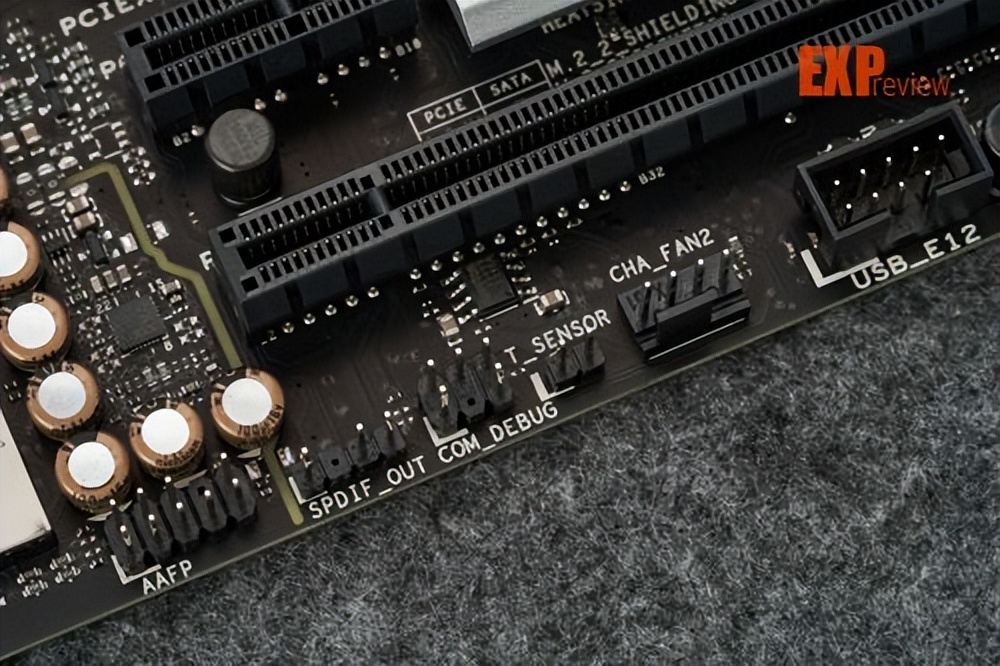 ROGSTRIXB760-GGAMINGWIFID4吹雪主板评测：高颜值且亲民的小吹雪