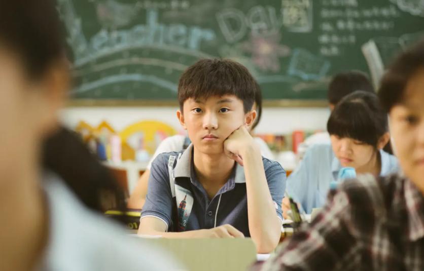 14岁女孩子叛逆期家长如何管教,十五岁的女孩叛逆该如何教育