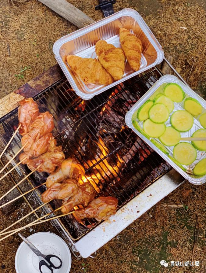 1h直达超好耍露营地！这五处秘密基地出片率100%，带你在星空下篝火旁，拥抱元气秋日大自然~