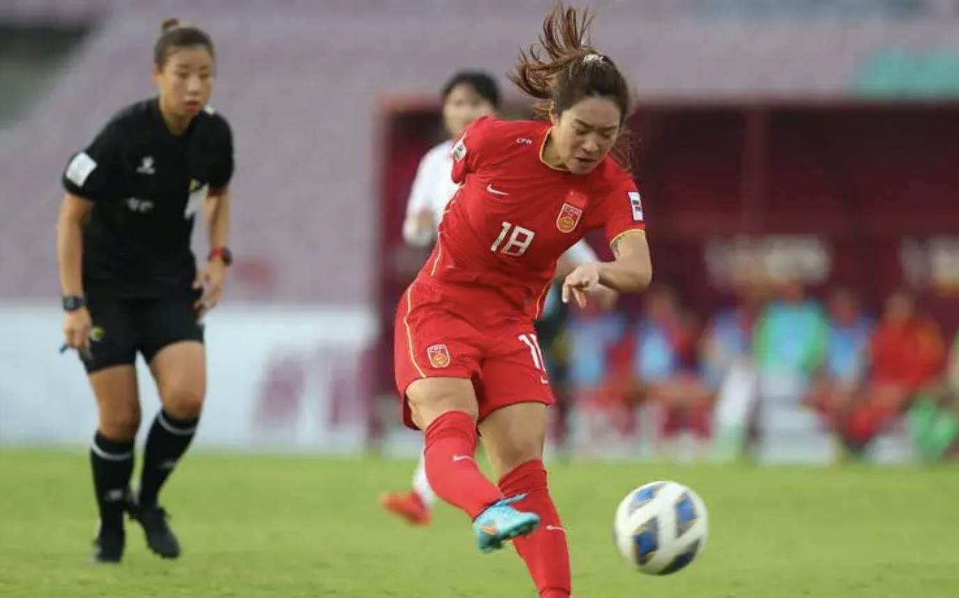 中国女足2胜1平夺冠,cctv5现场直播中国女足比赛