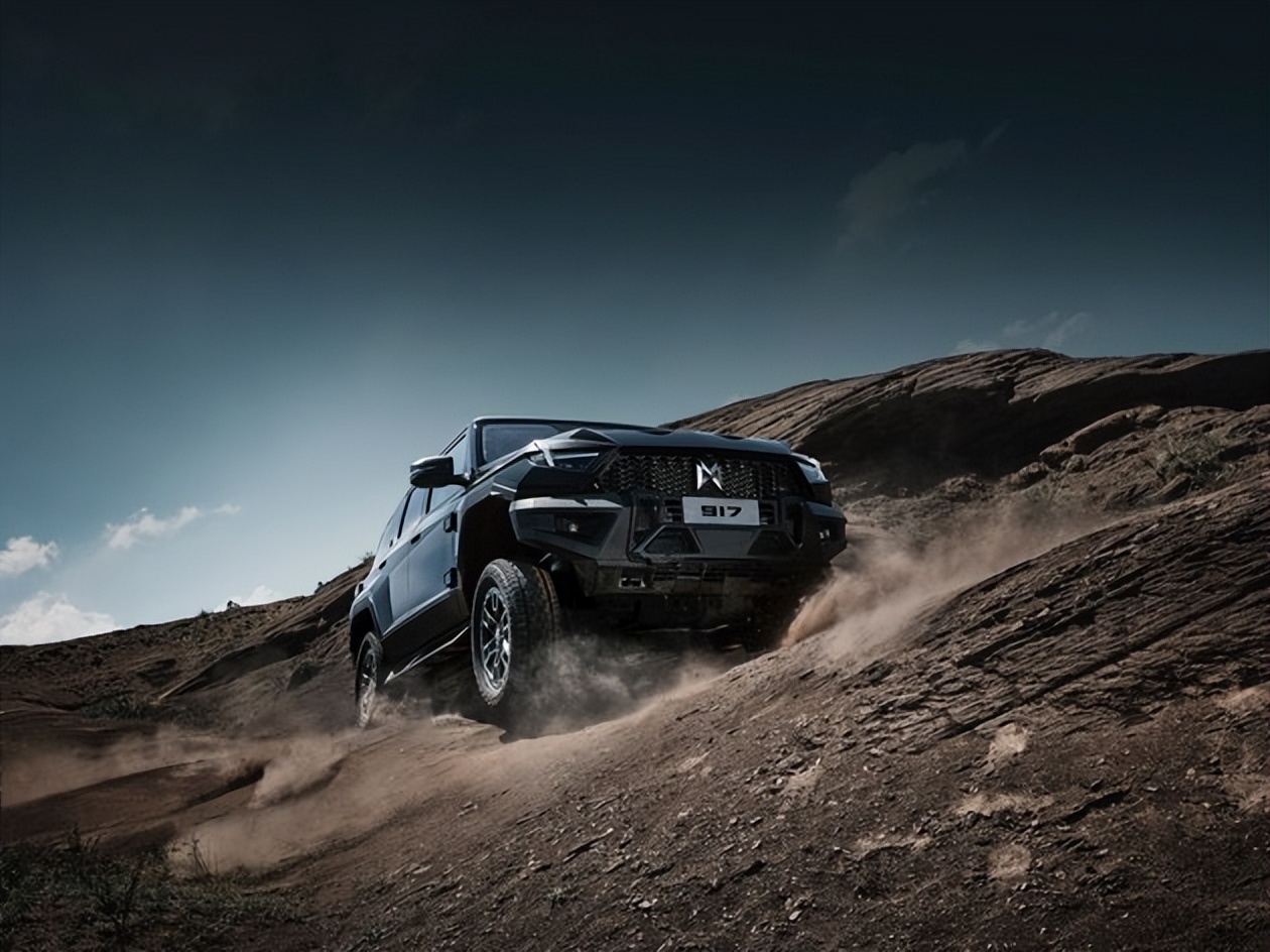 猛士越野车新物种,猛士917硬派越野车型
