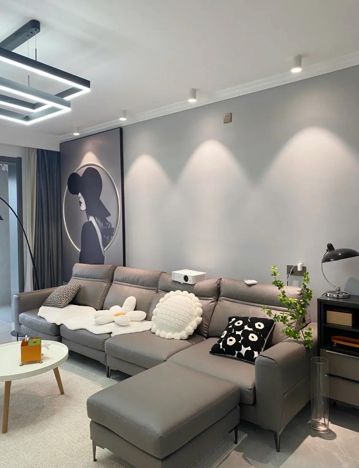 入住一年，我家客厅坚持“6不装”，硬装越简单，房子越耐看