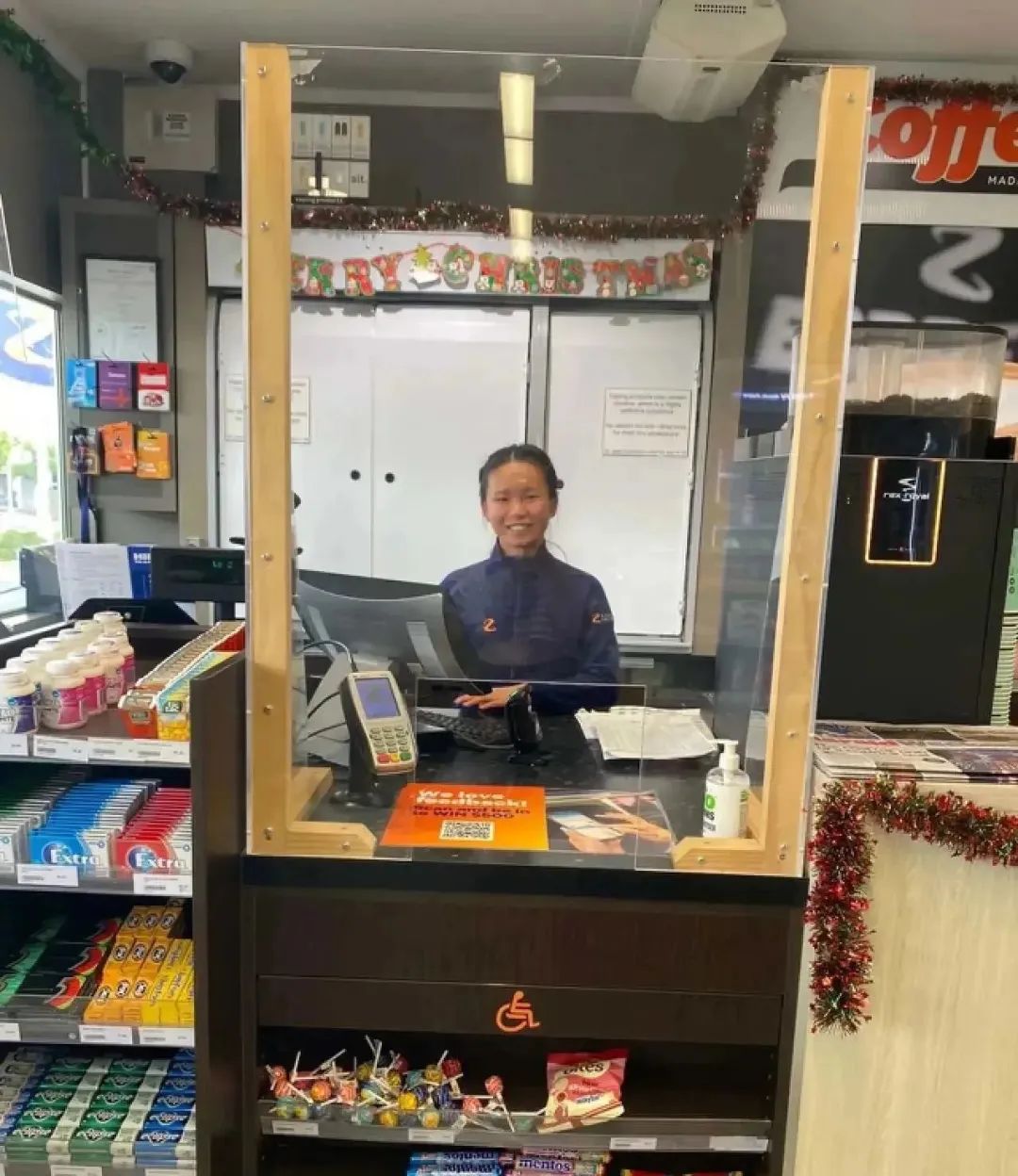 中国流浪女在新西兰,中国姑娘在新西兰街头流浪