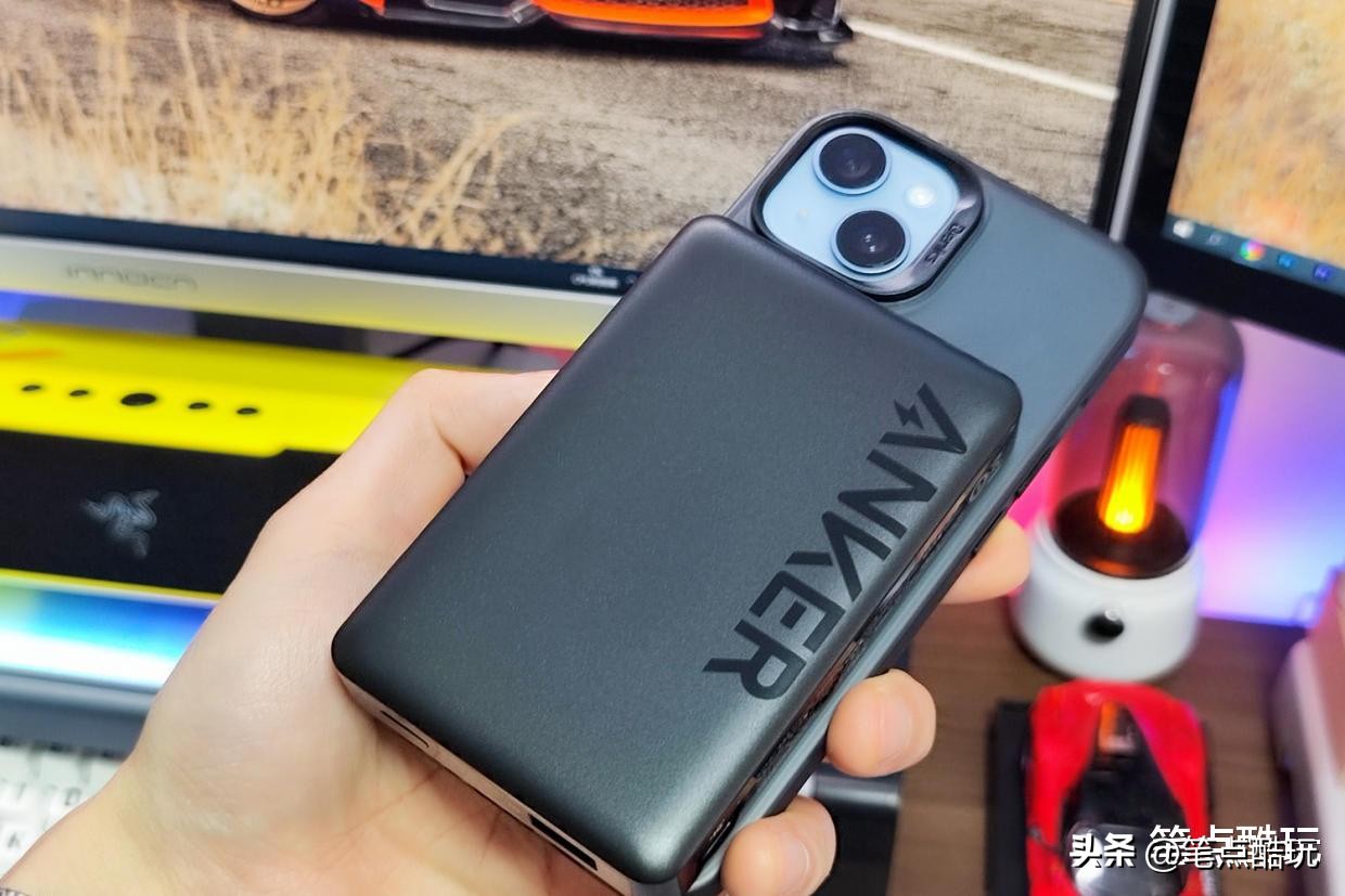 lightning接口磁吸充电宝,iphone的磁吸充电宝支持无线充吗