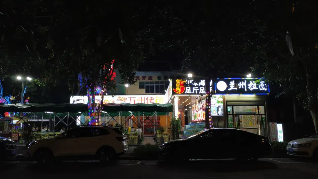 我是旅居三亚的姑娘，最终仓惶逃回深圳了