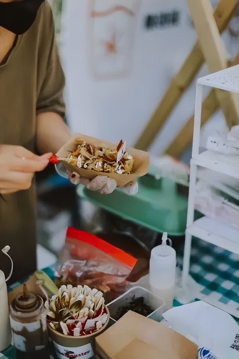 剧透第二波，再揭秘40位摊主！他们说万物有趣不如你有趣！