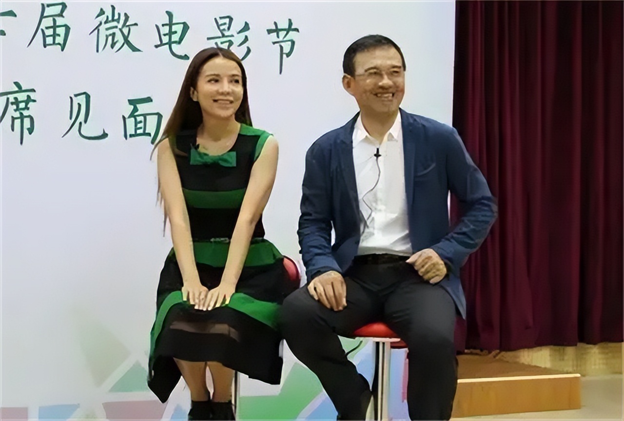 央视电视台主持人嫁给美籍华人,央视主持人嫁给富二代