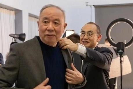 第一倒爷牟其中空手套白狼,中国倒爷