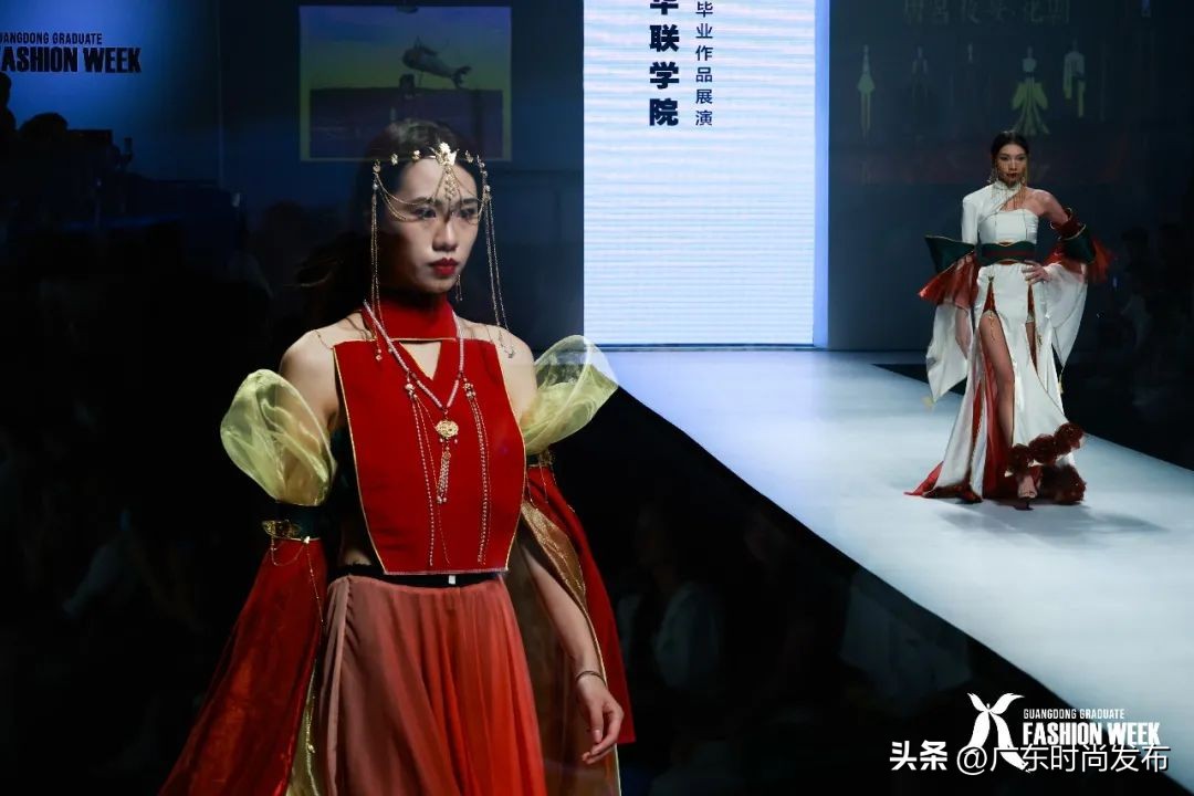 天马行空的设计！就在私立华联学院服装毕业大秀——2023中国（广东）大学生时装周