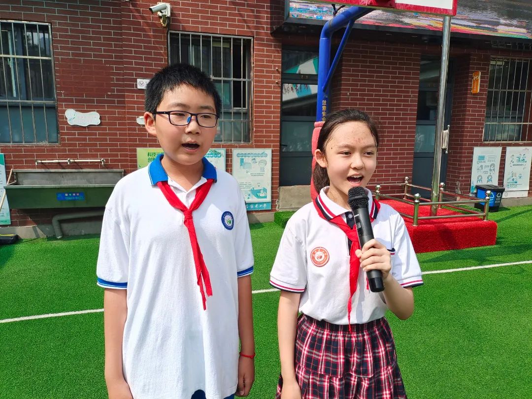 瀛ｅ繂鐣欏鏈潵鍙湡,瀛ｅ繂鐣欏鏃跺厜鏈変綘姣曚笟鍏哥ぜ鏆栧満