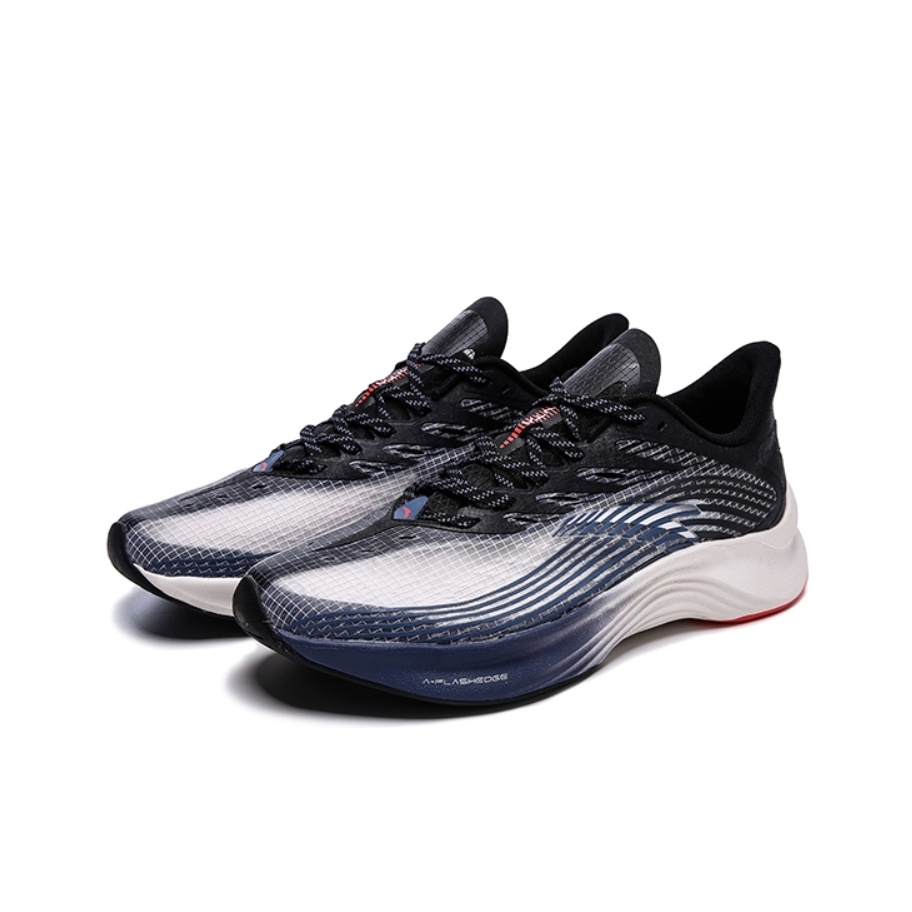 谷爱凌同款跑鞋,安踏冠军跑鞋2代pro谷爱凌配色