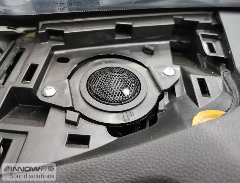 斯巴鲁力狮改装音响,斯巴鲁力狮汽车音响