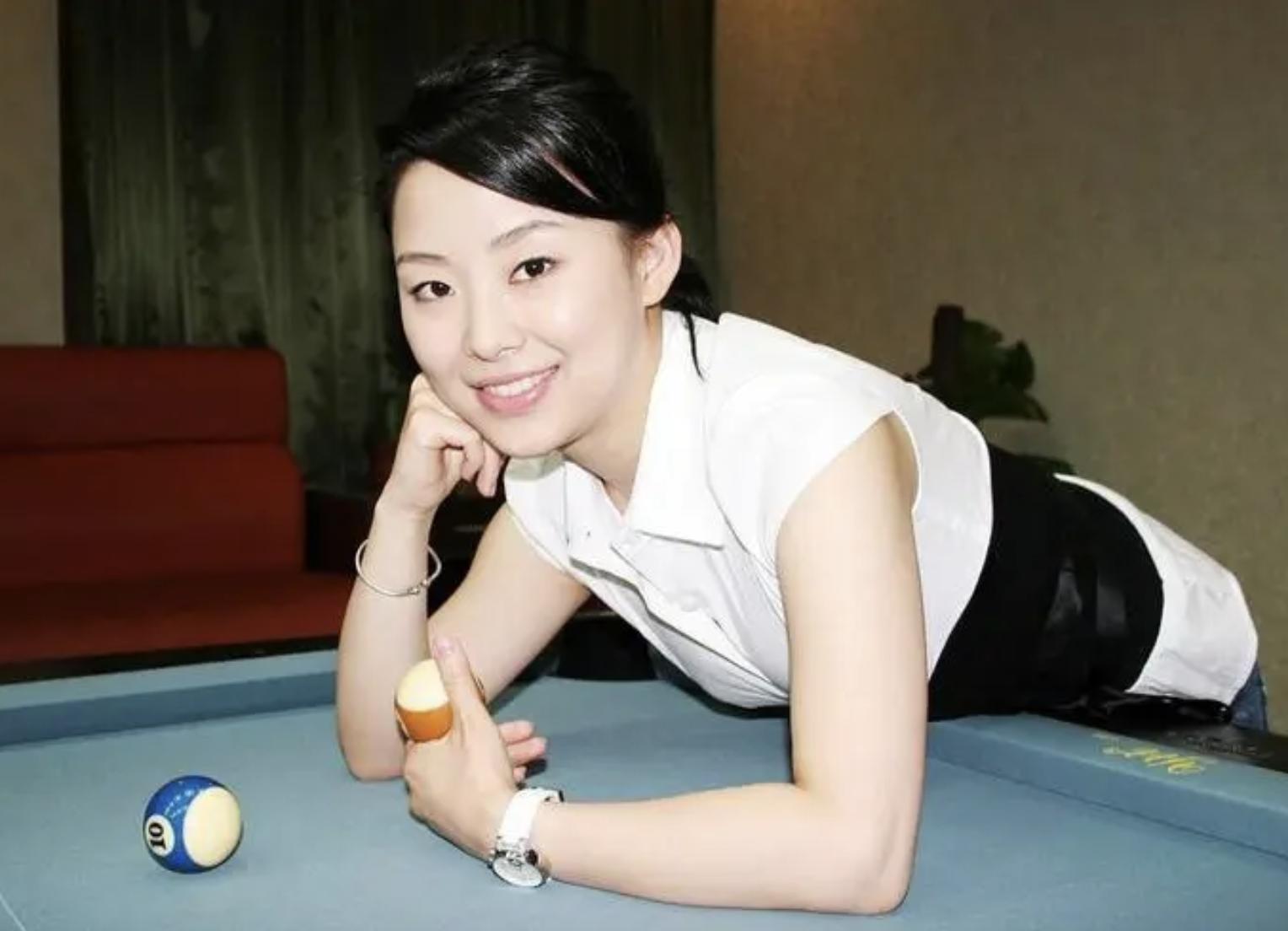 九球天后潘晓婷成长过程,九球天后潘晓婷市值