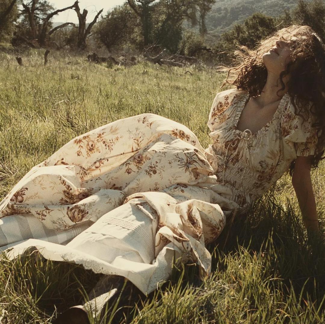 155微胖小个子连衣裙500多的,155微胖女生连衣裙2件套小碎花