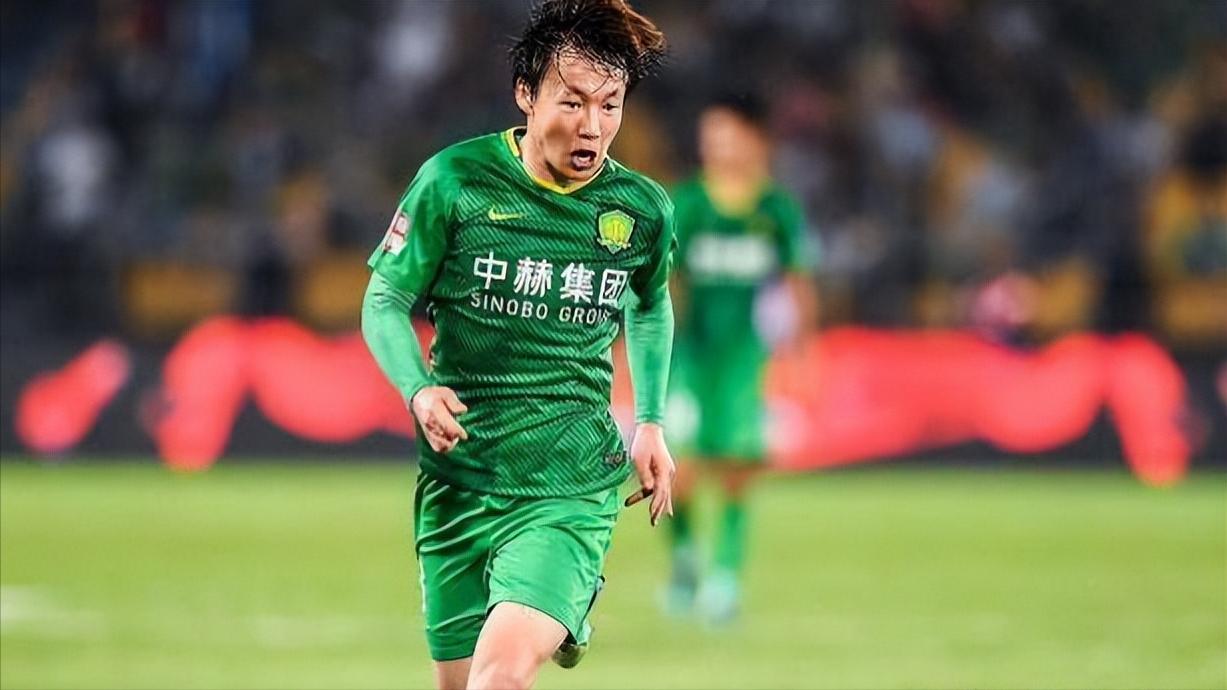 他曾为国安立下赫赫战功，如今在队伍逐渐边缘化，未来不排除离队