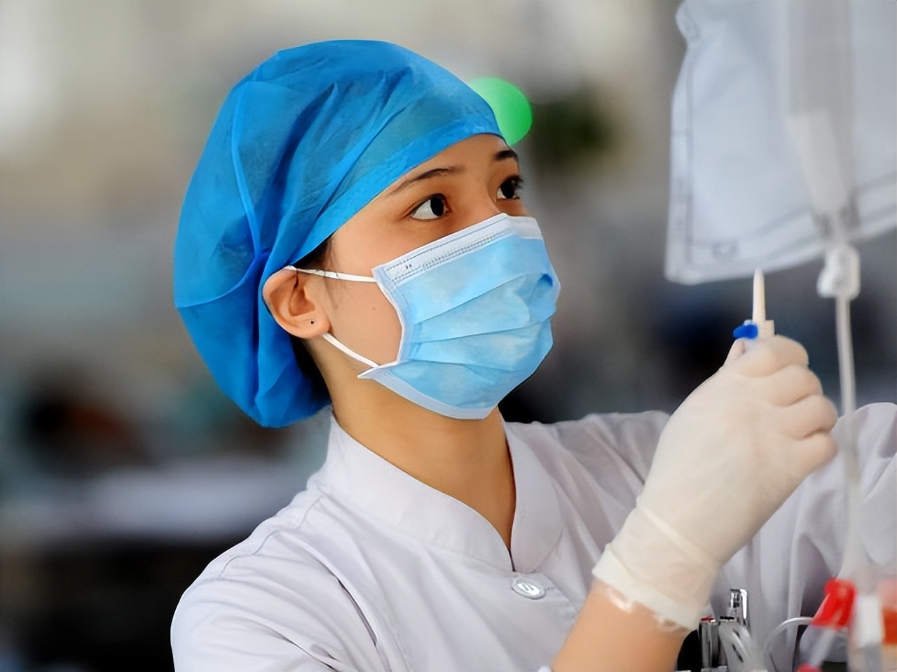 女生特别吃香的专业,热门专业排名适合女生学的专业