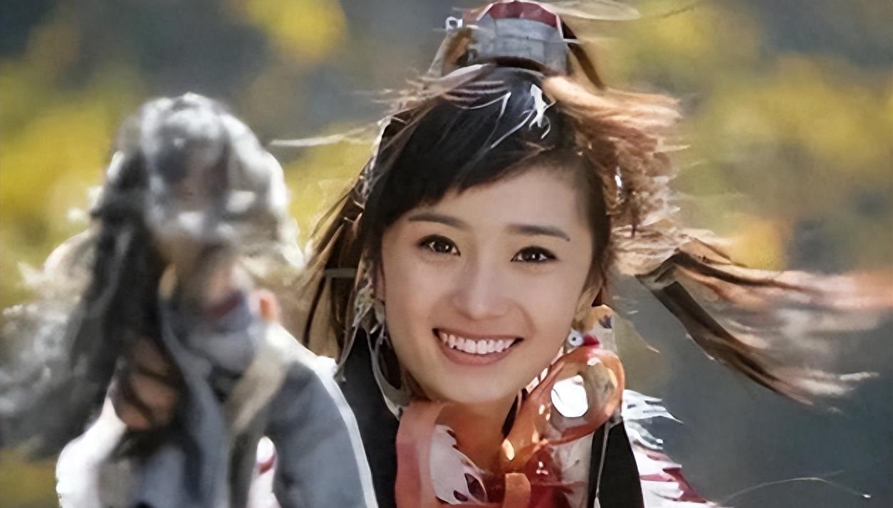 什么叫一张嘴毁了脸蛋,金晨和袁姗姗谁漂亮