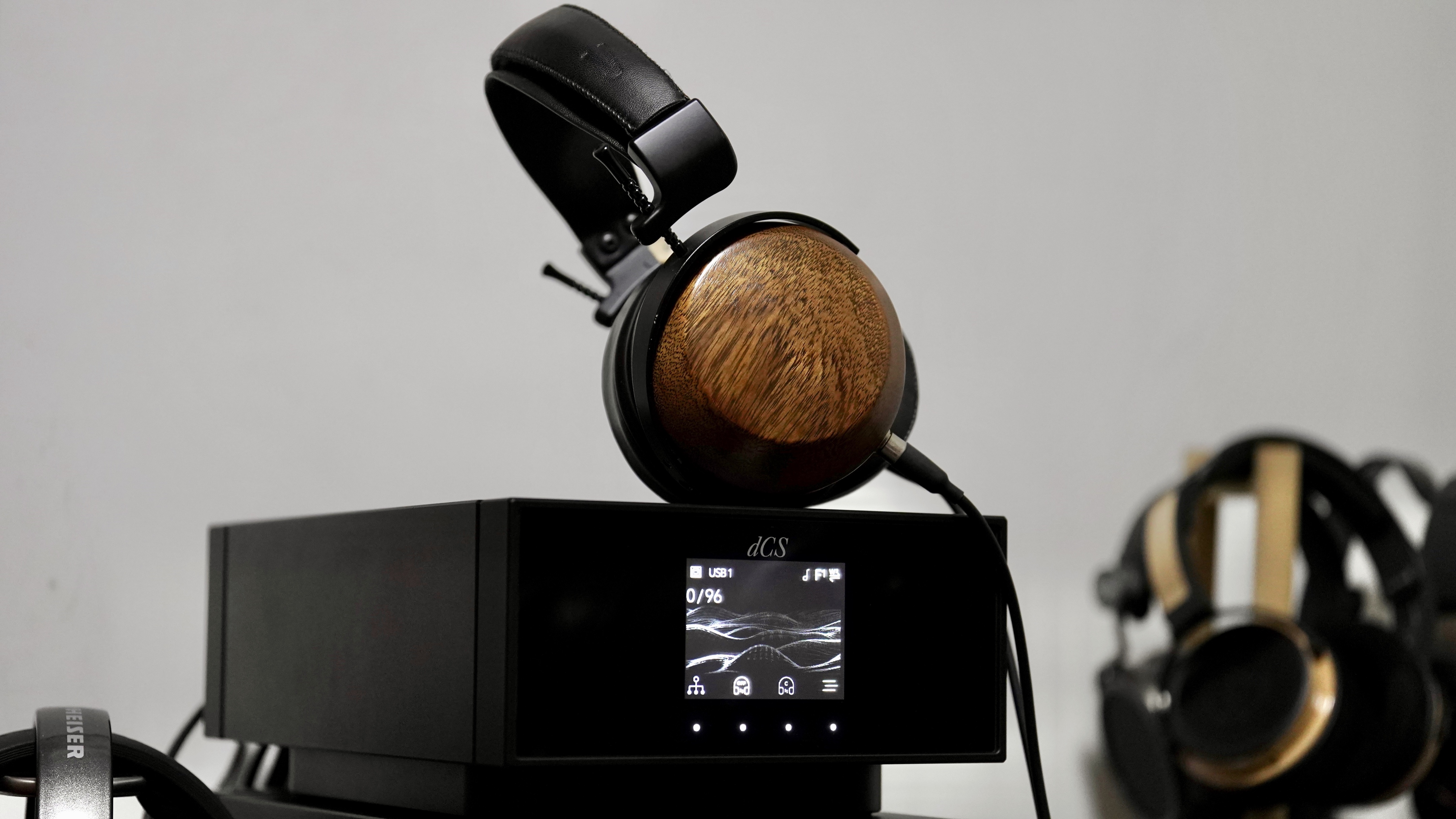 世界上最贵的耳机是哪款,世界上最贵的耳机是多少钱