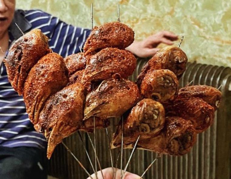 沈阳烧烤小神店彩灯塔,沈阳铁西小神店烧烤