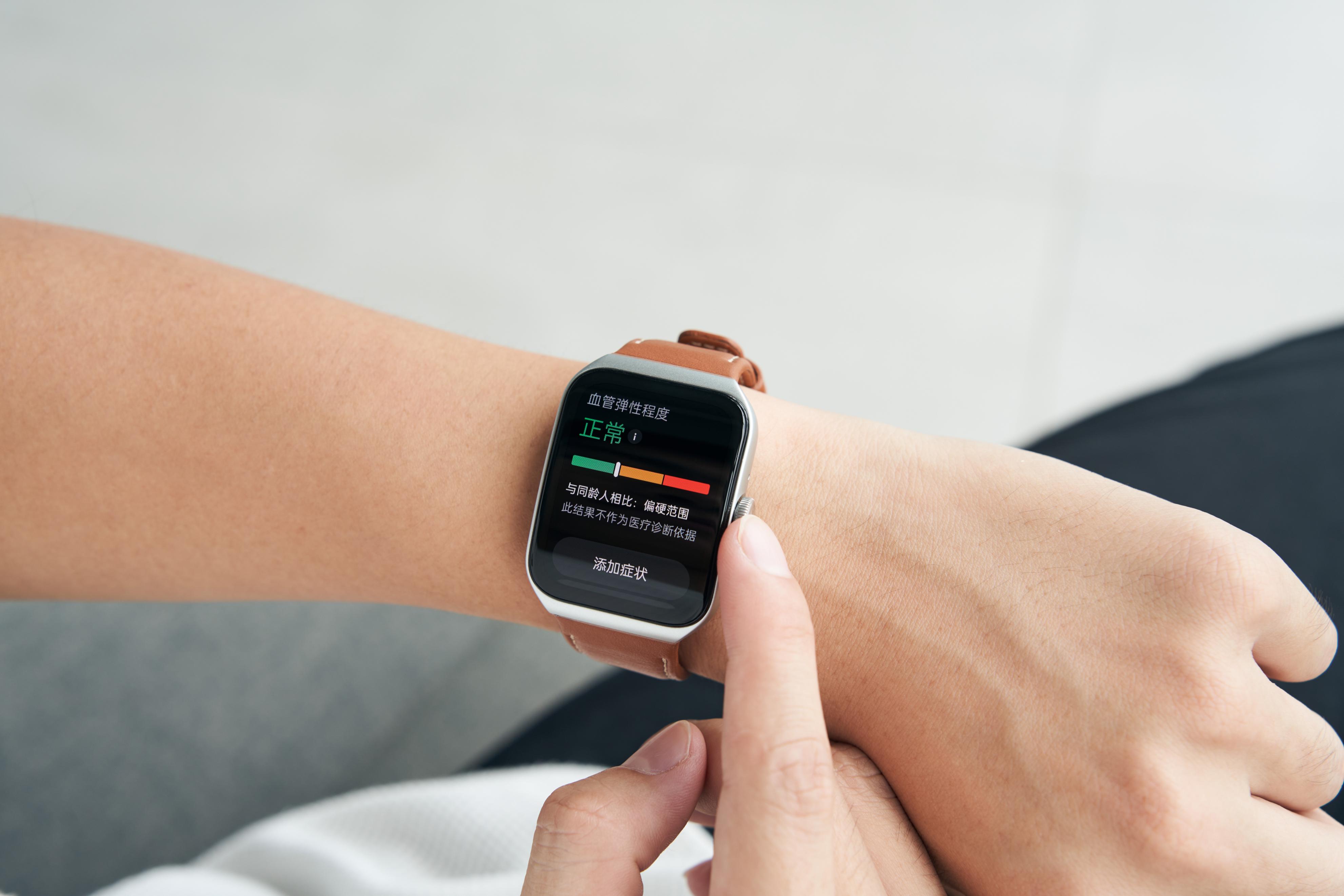 全平台兼容，最长续航15天！1899能买到“表皇级”安卓手表你信吗