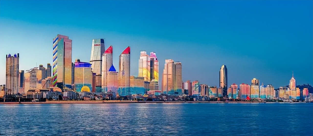 青岛港口与城市发展的关系,青岛和大连哪个港口大