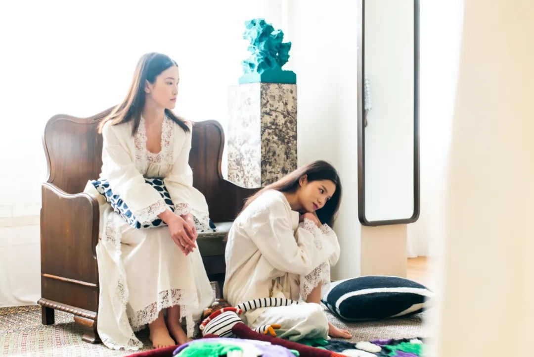 旧衣服真的不要扔这样改造美翻了,旧衣服不要扔这样改造美翻了