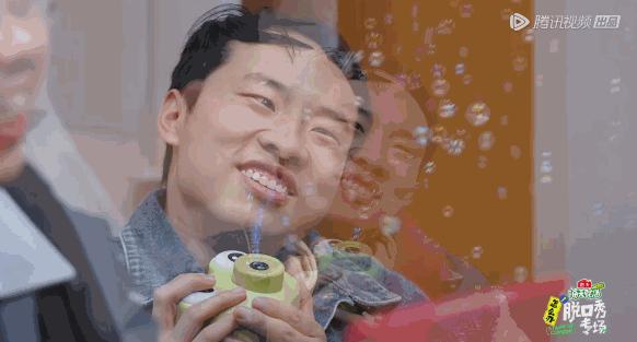 杨幂吐槽成龙,杨幂与成龙视频