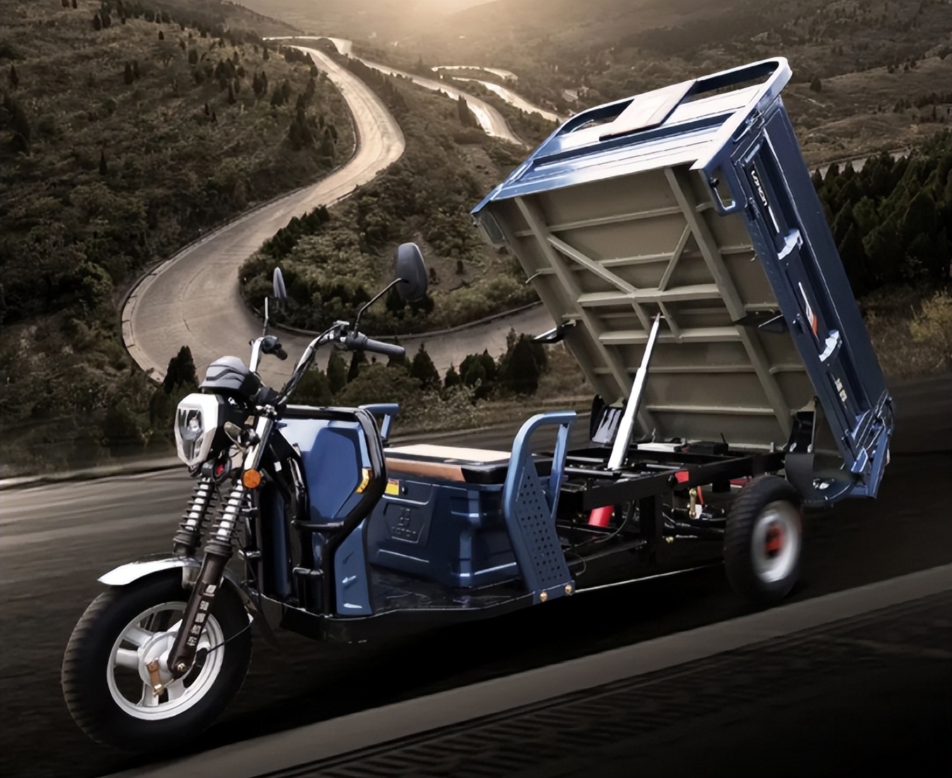 2吨自卸三轮车多少钱,2米2的载重电动三轮车一般多少钱