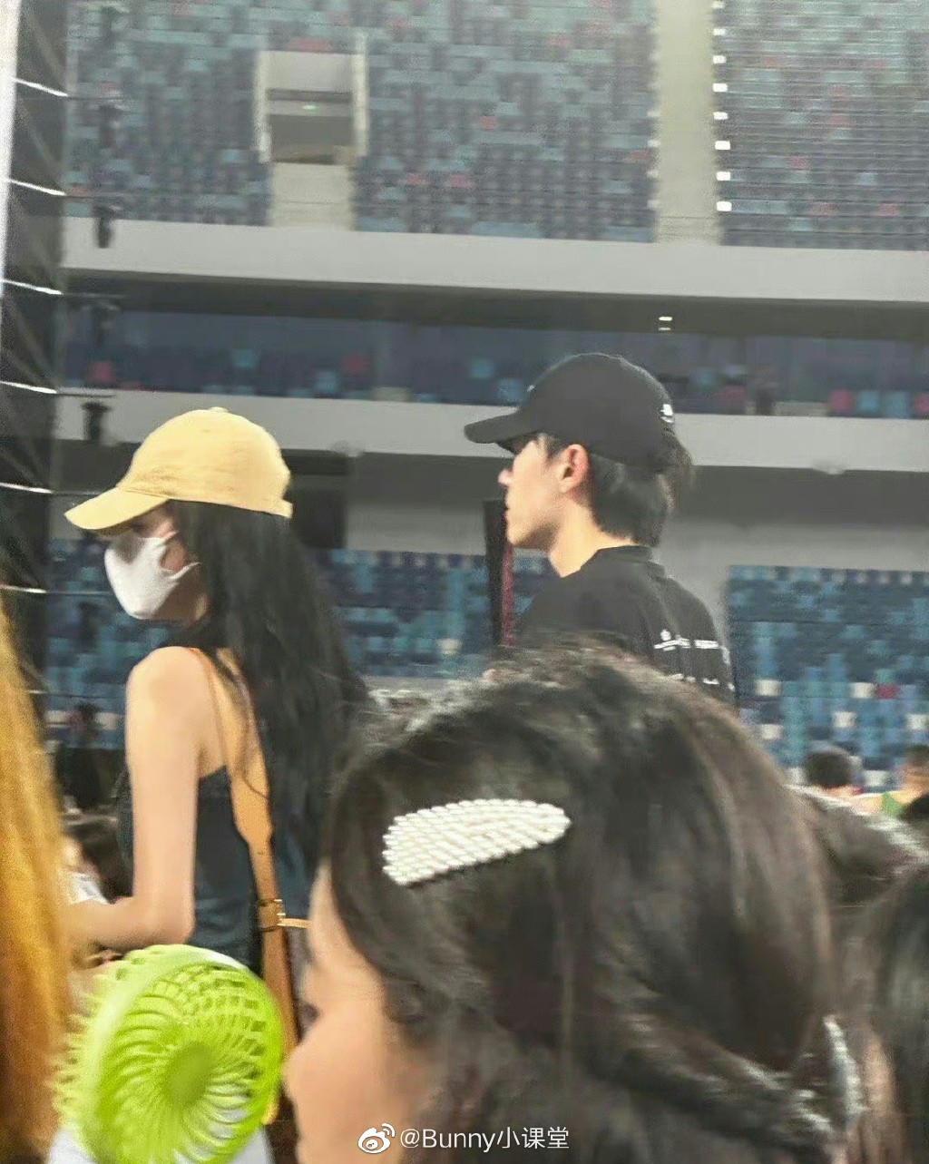 疑似孙怡新恋情曝光,孙怡海王