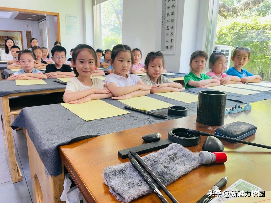 幼儿园大班参观小学活动,剑桥幼儿园参观小学活动