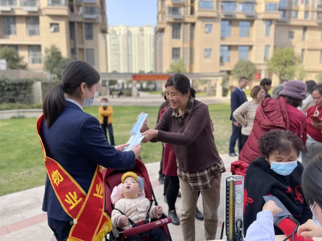 云慧城服|从社区到城市，鑫苑服务向美而行