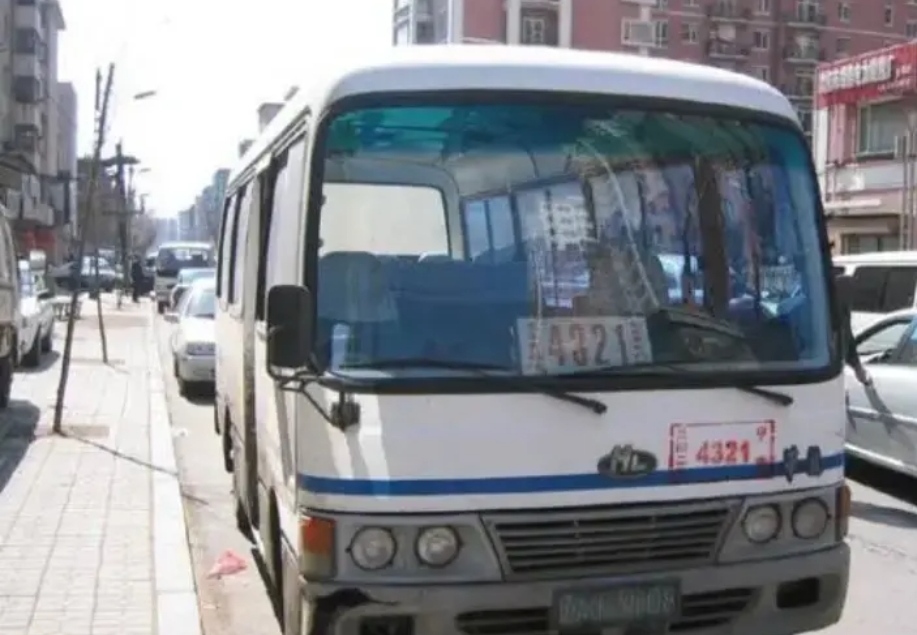 70年代老沈阳照片,80年代沈阳的老照片满满的回忆