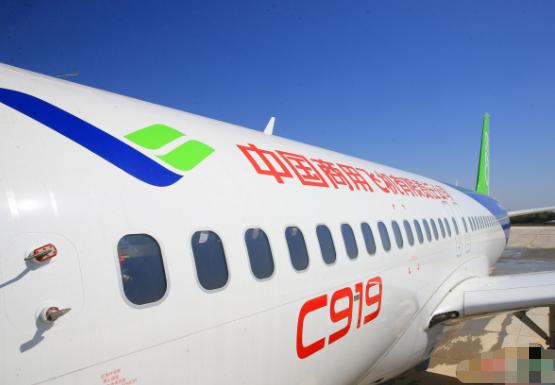 美国为什么要订购中国的c919,美国花300亿买半导体
