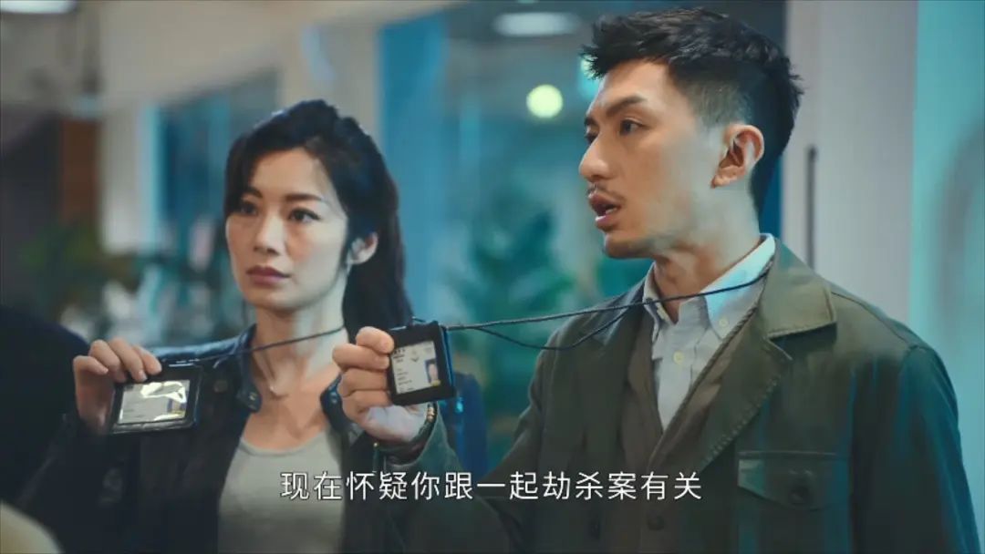 4集就下线8人，演员大换血，刚播就上17个热搜，《法证5》真爆了