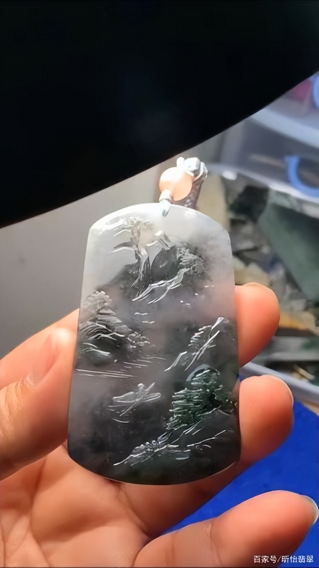 翡翠新手赌哪个场口,新手买翡翠手镯须知