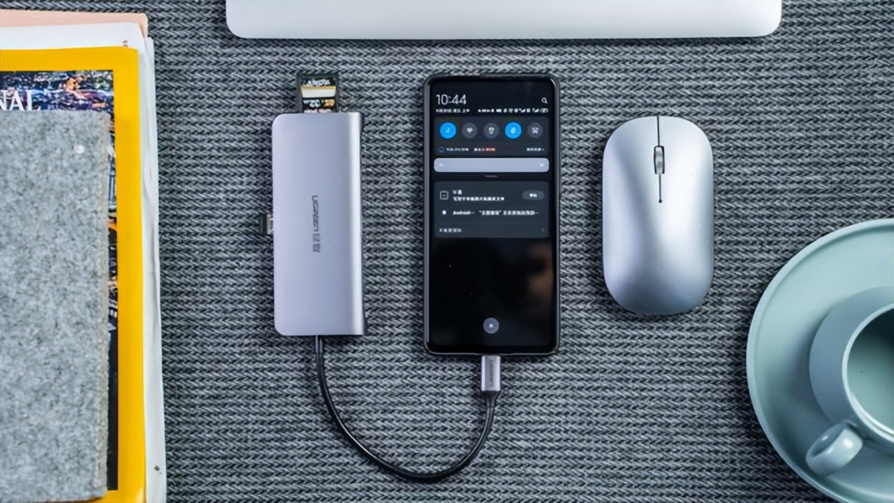 教你1招手机隔空投屏电脑,教你一键搞定手机投屏