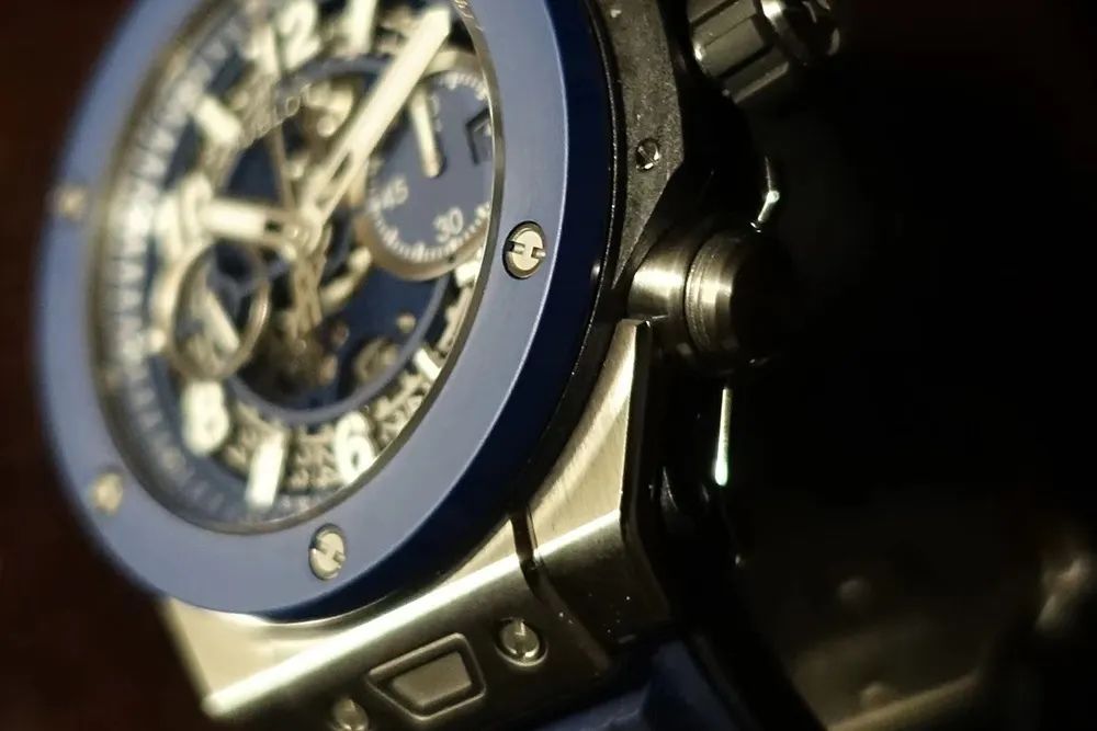 冒险买下这块表后,我找回了10年前玩表的新鲜感