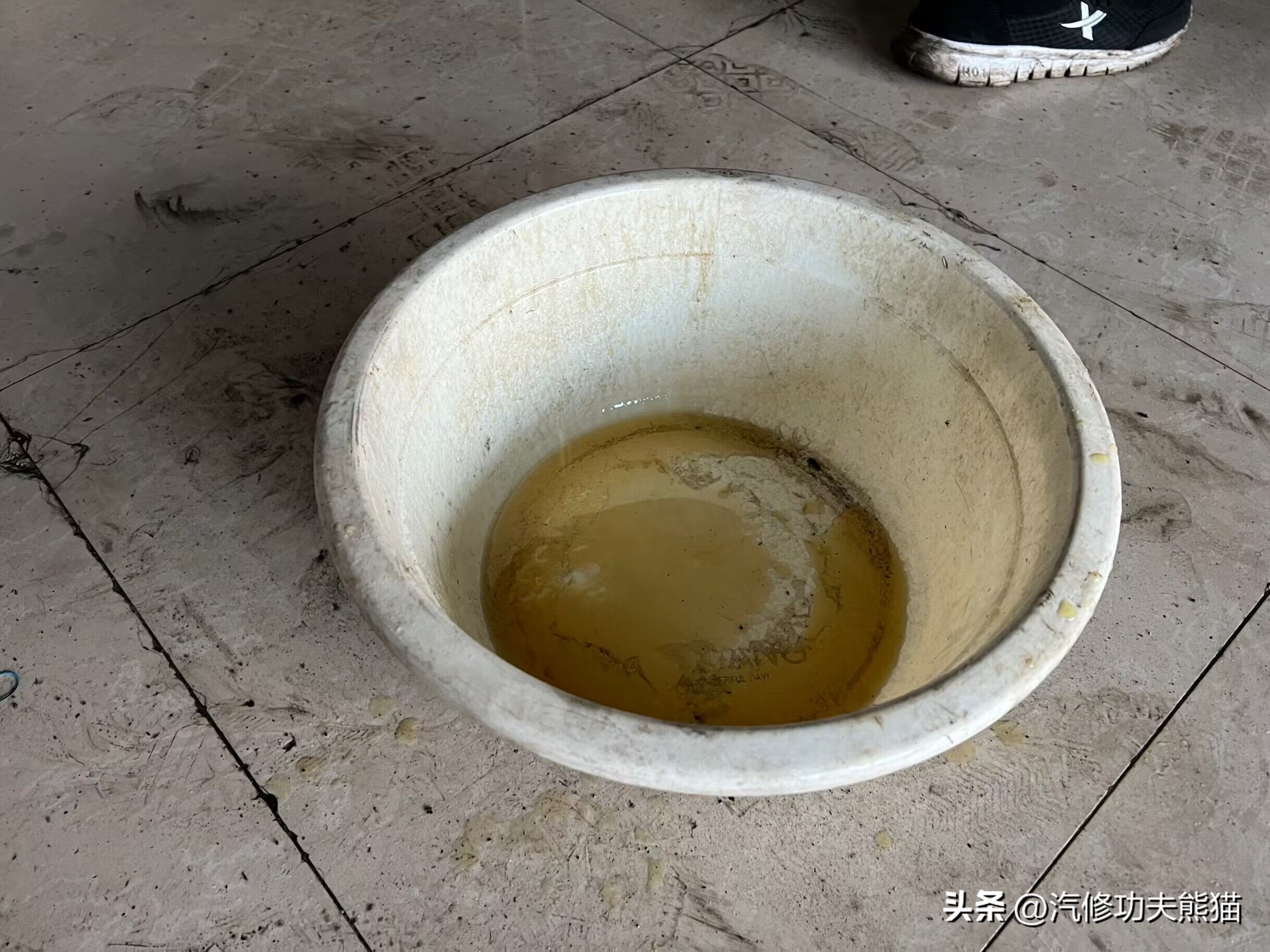 2017款大众迈腾10万公里烧机油,十年的迈腾怎么样后期维修费用