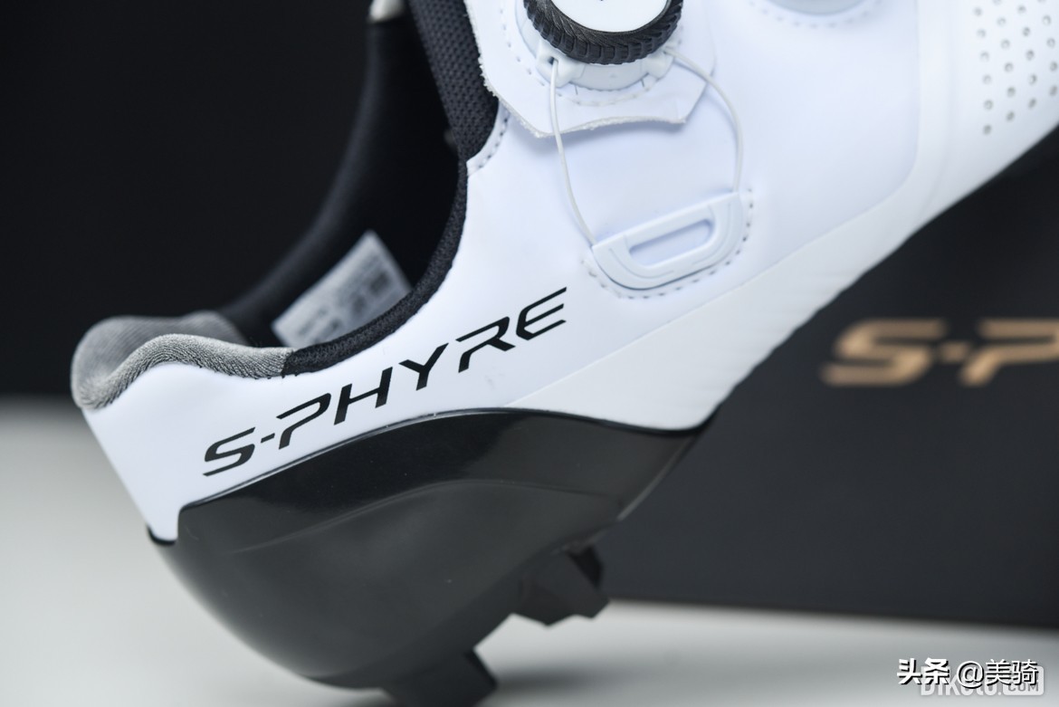 更像RC9了?超轻旗舰山地锁鞋S-PhyreXC902快速开箱