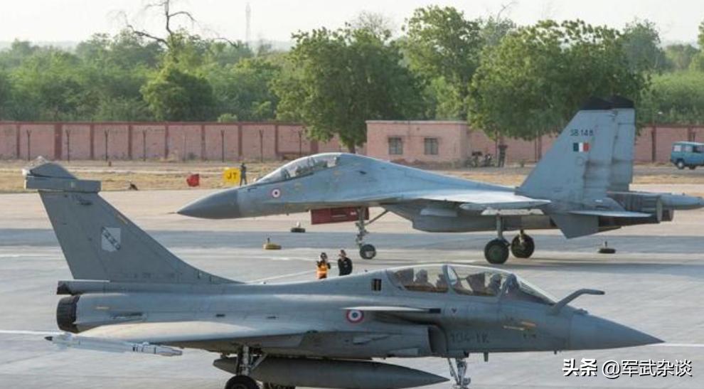 歼10歼20飞豹,歼20歼10飞豹