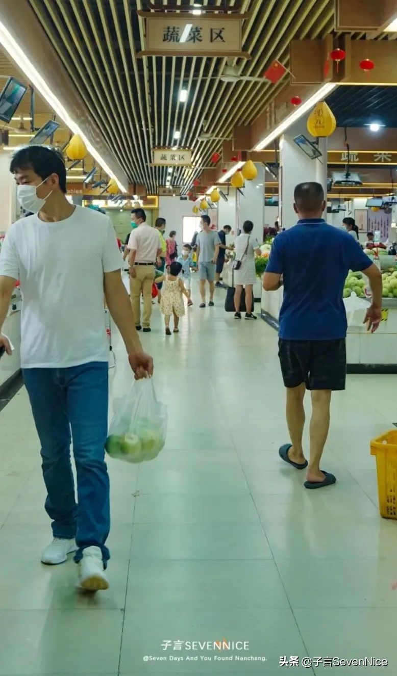 南昌沁园菜市场，是对吃货爱的供养