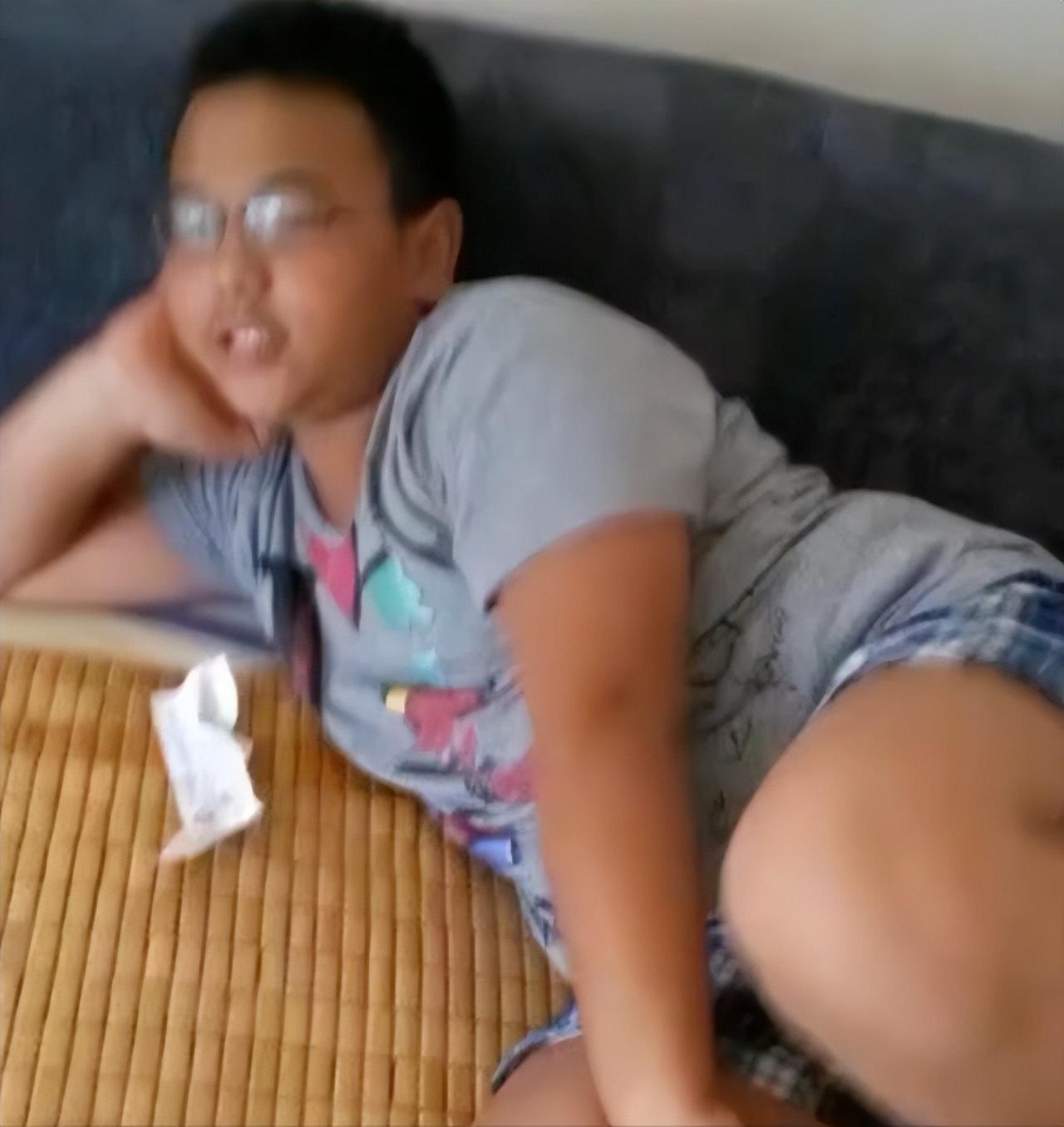 小励律曾浩然：肉球变型男