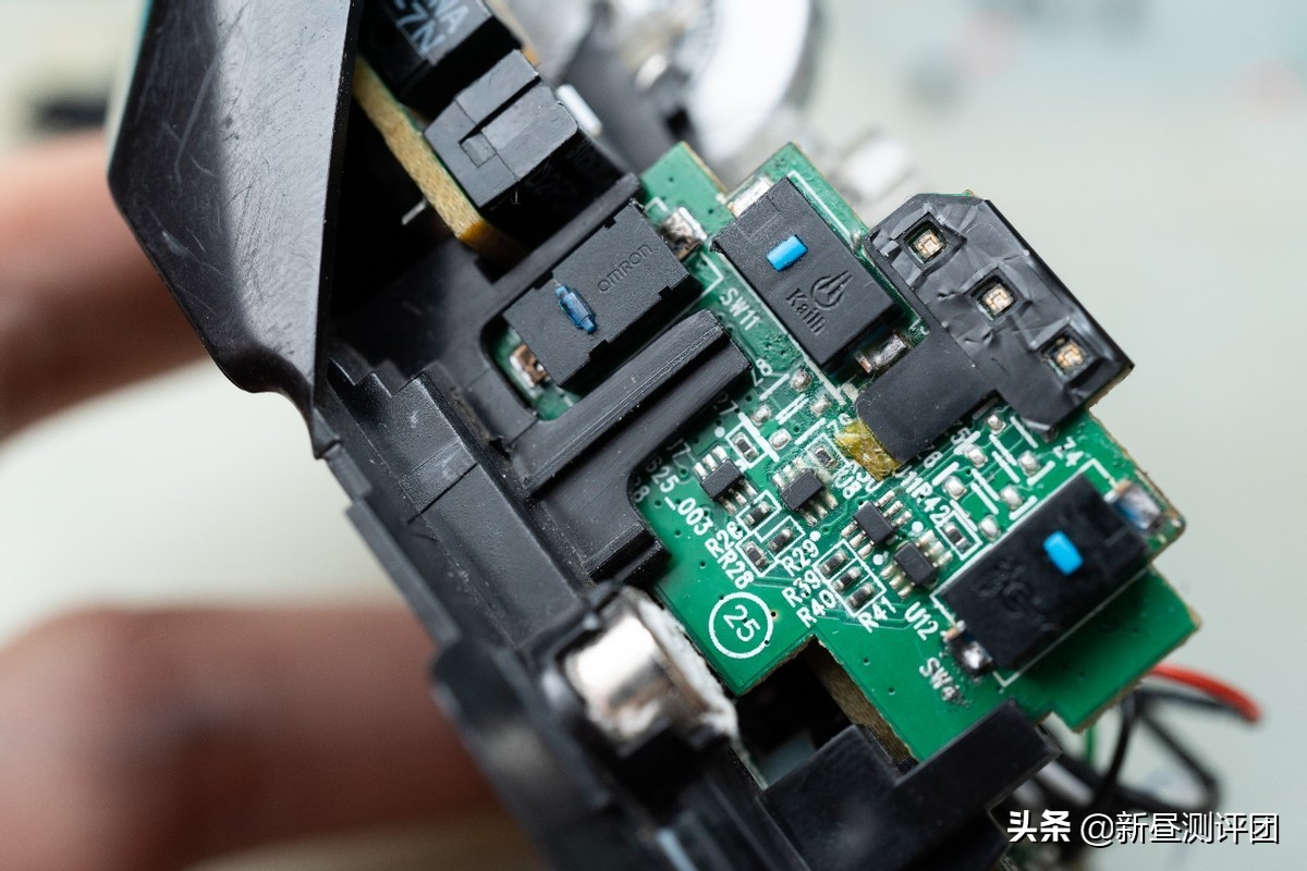 g502鼠标用了8年没事吧,罗技g502鼠标失灵的解决方法