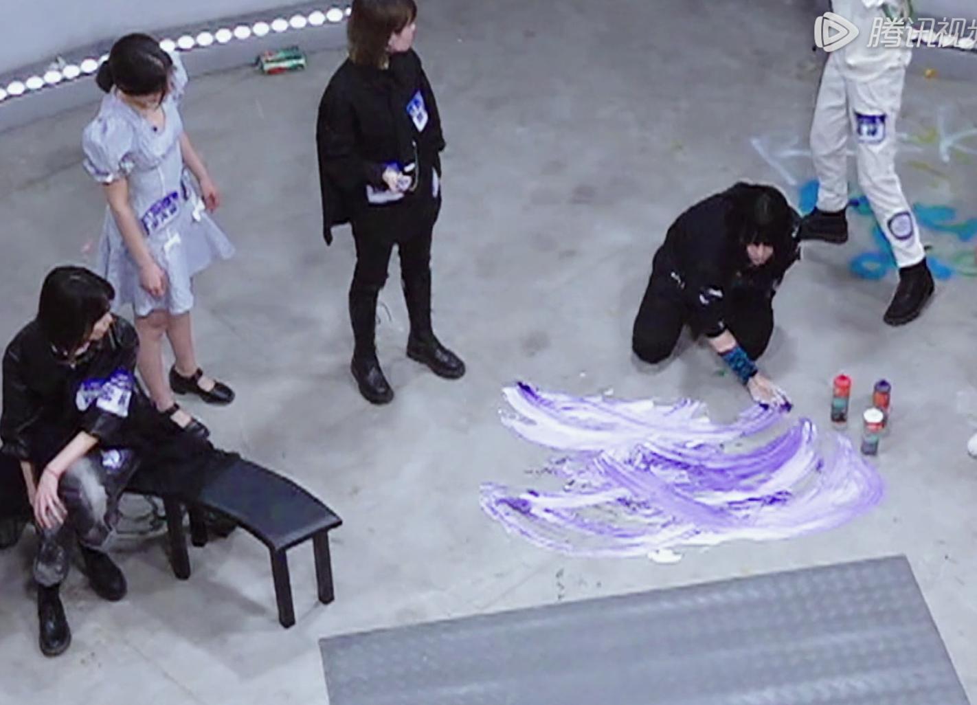 窦唯二女儿窦家媛近照,岳明辉窦佳嫄直播