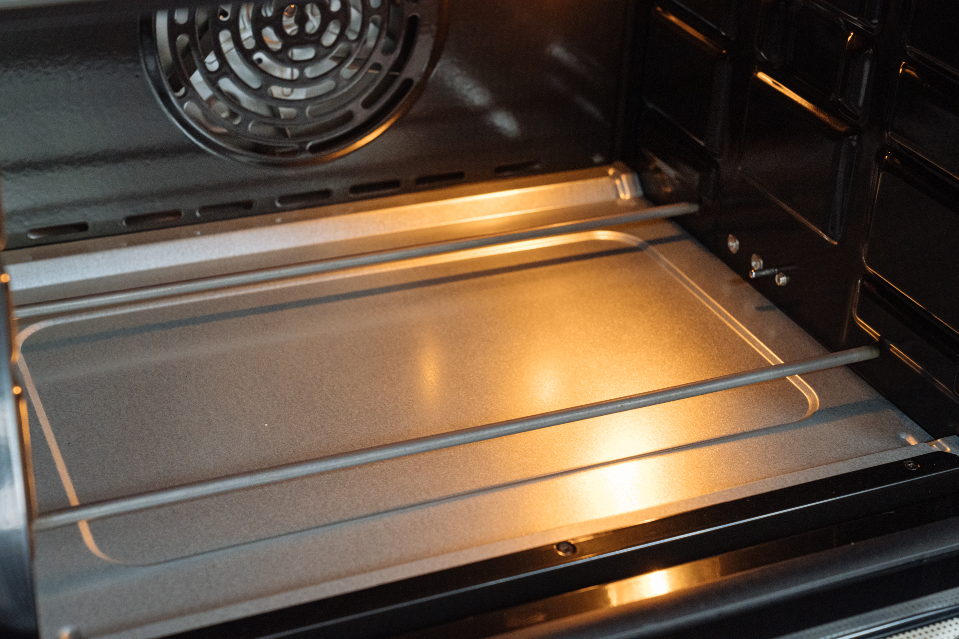 长帝大白鲸烤箱如何拆解,长帝大白鲸烤箱热风功能