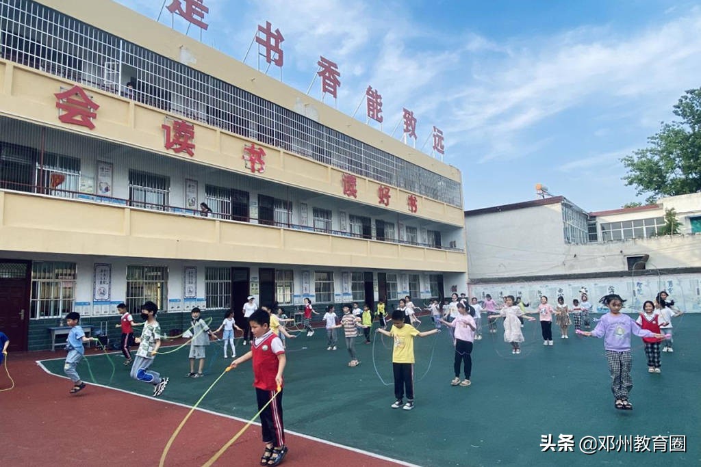 邓州市白牛镇中心小学,南召县中小学课后延时服务