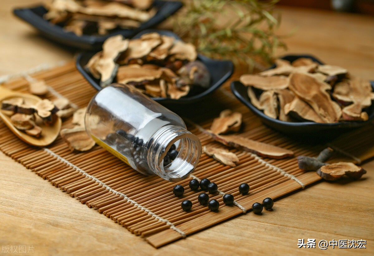 出汗多且粘稠吃什么中成药止汗,身热汗出口干口渴六经辨证