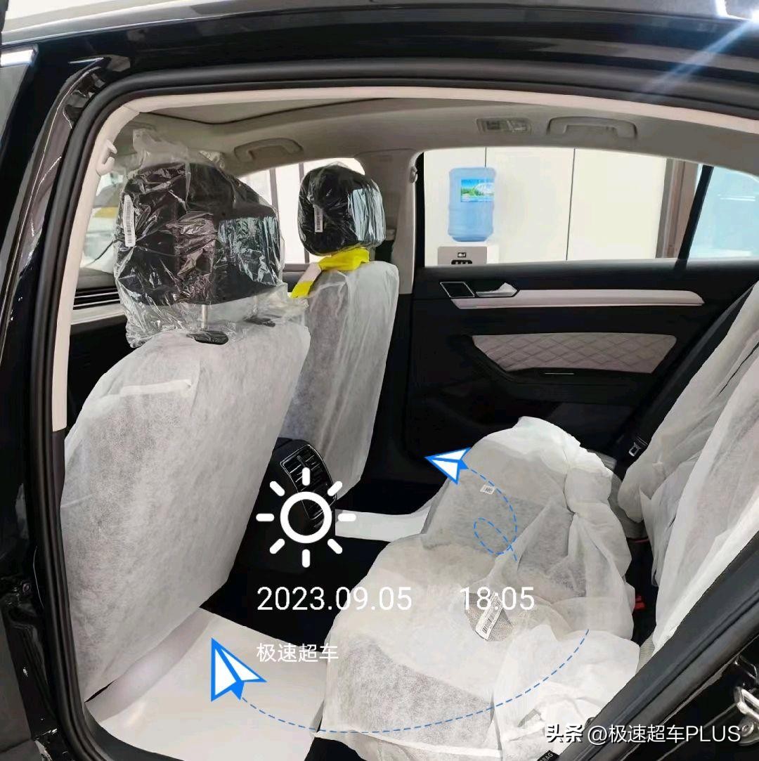 大众迈腾2.0t加速爆改,大众迈腾17寸升级18寸花瓣轮毂